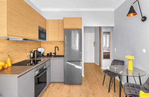 Carabacel Apartamento | Manifesto apartment in the center of Nice