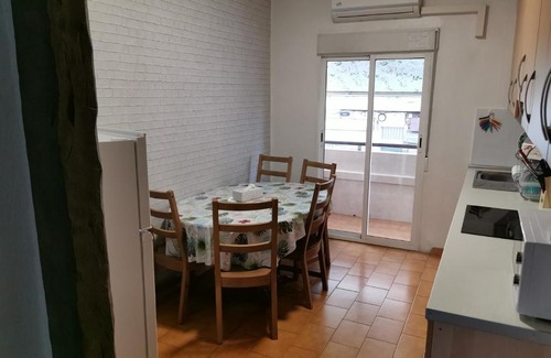 Pla del Bon Repós Apartamento | Manila Home, 2 baños
