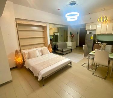 Pinagsama Apartamento | Manila Staycation at The Venice Luxury Residences - Tower A near Venice Grand Canal, Mckinley Hills