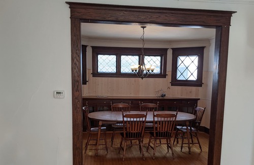 Manistee Casa | Manistee House-Great Location, close to downtown and the beach