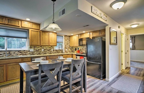 Manitou Springs Cabaña | Manitou Springs Home - 2 Mi to Garden of the Gods!
