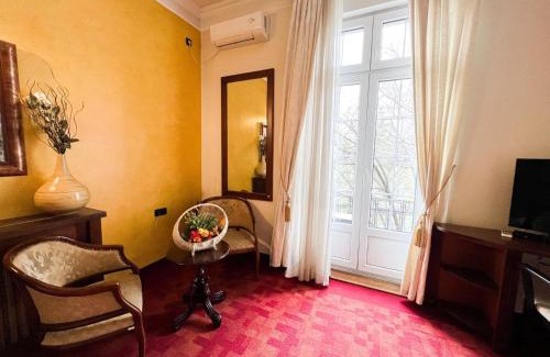 Slavija Hotel | Manjež Centar