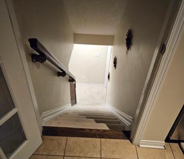 Ottawa Division Casa | Mannys place