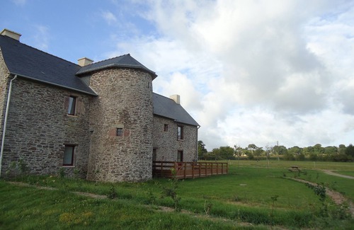 Talensac Casa | Manoir de la Hunaudière: una gran casa rural, casa rural de escala en el país de Brocéliande