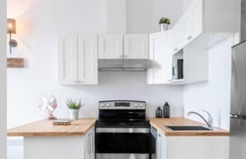 Old Quebec Apartamento | Manoir des Remparts 3 Bdrm Oasis