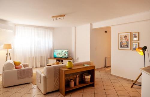 Kropia Apartamento | Manolia house near beach