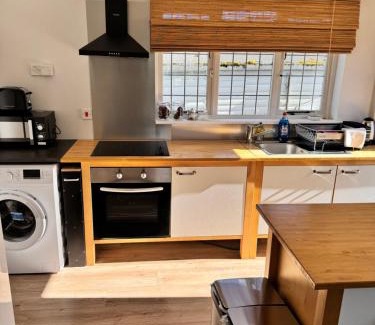 New Forest District Casa | Manor Bank Cottage Self Catering