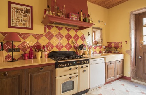 Cuisery Casa | Familia Manor Bressan