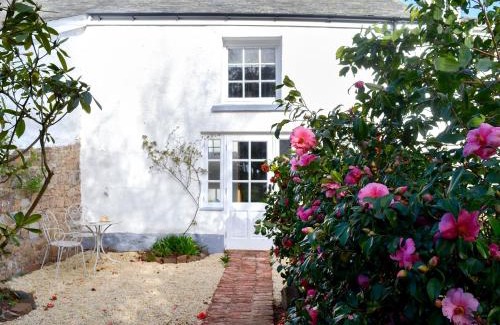 Crediton Casa | Manor Cottage