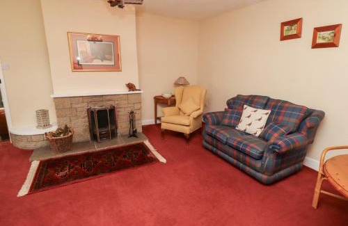 Akeld Casa | Manor Cottage