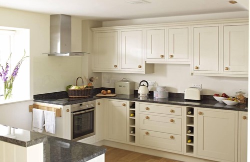 Thatcham Cabaña | Manor Farm Courtyard Cottages
