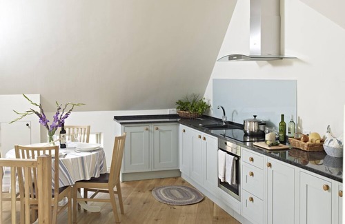 Thatcham Cabaña | Manor Farm Courtyard Cottages