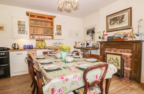 Potter Brompton Cabaña | Manor Farm, HUTTON BUSCEL