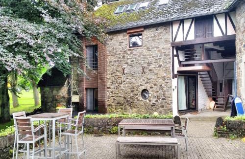 Robertville Apartamento | Manor house flat in Robertville