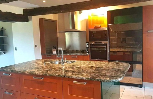 Plounevez-Quintin Casa | Manor house on private estate with heated indoor pool