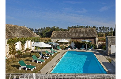 Bernay-Saint-Martin Casa | Mansión ROUARDERIE. Auténticos Family House 40 Kms de La Rochelle