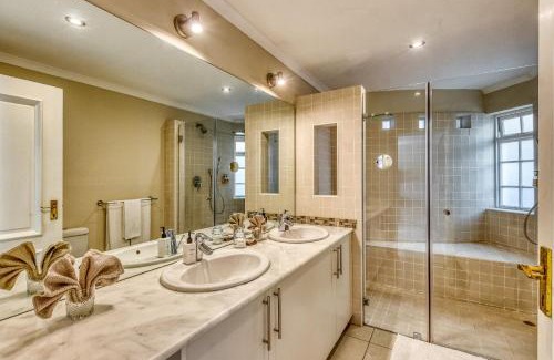 Gordons Bay Central Casa | Manor on the Bay