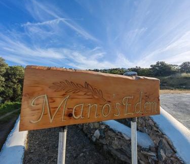 Leros Casa | Manos' Edem