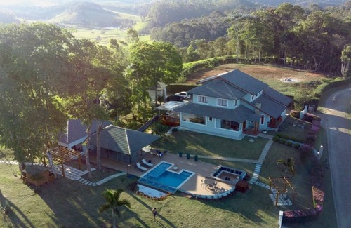 Venda Nova Do Imigrante Casa | Mansão Exclusiva em Pedra Azul!