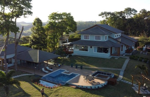 Venda Nova Do Imigrante Casa | Mansão Exclusiva em Pedra Azul!