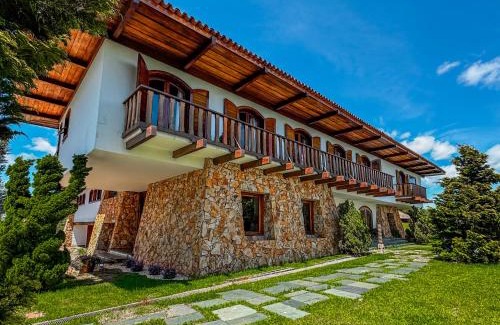 Vila Iara Hotel | Mansão Nacional Inn