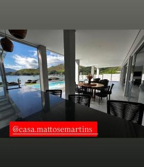Ponta do Sape Casa | mansão pé na areia Angra