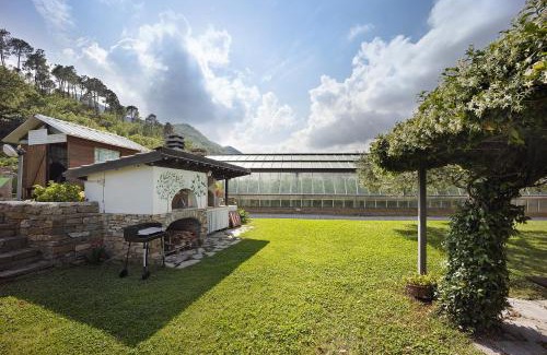 Ortovero Apartamento | Mansarda Albero Verde con Piscina