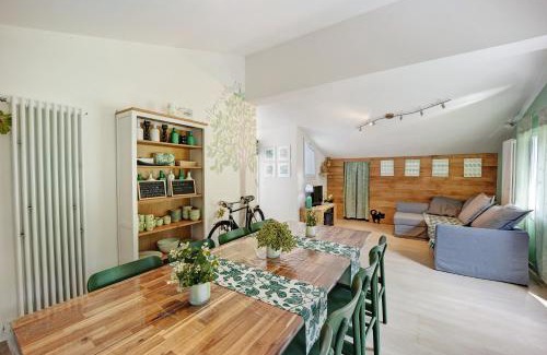 Ortovero Apartamento | Mansarda Albero Verde con Piscina