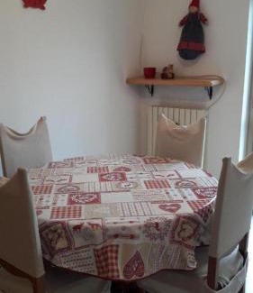 Aymavilles Apartamento | Mansarda le Chateau
