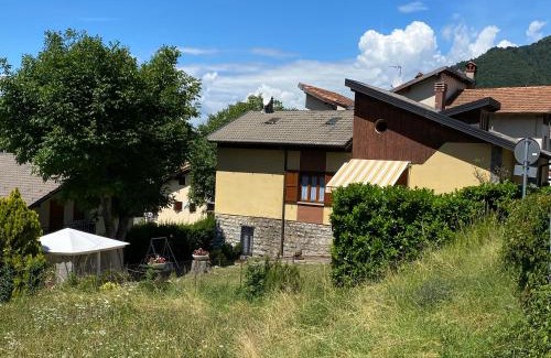 Esino Lario Apartamento | Mansarda Villa Simonetta