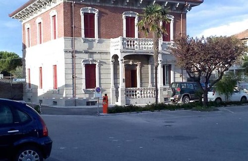 Civitanova Marche Apartamento | Mansarde in Villa