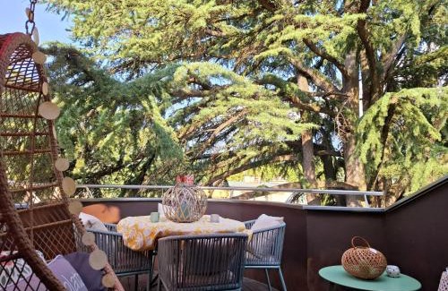 Merano Apartamento | Mansarde Zeder in Privatvilla im Zentrum Merans