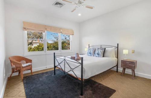 Mansfield Casa | Mansfield Family Getaway - sleeps 10