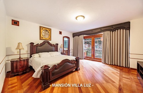 El Poblado Villa | Mansión Villa Luz