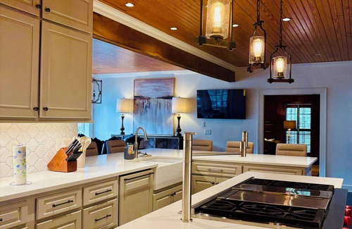 Starkville Casa | Mansion at MSU
