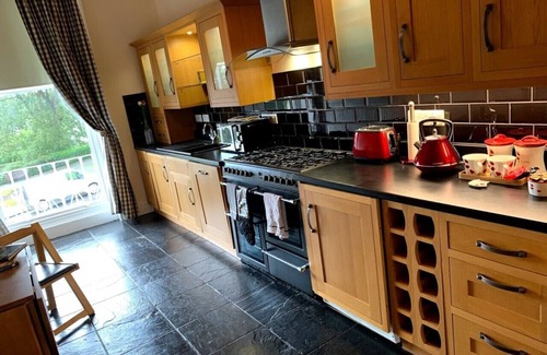 South Cliff Casa | Mansion House