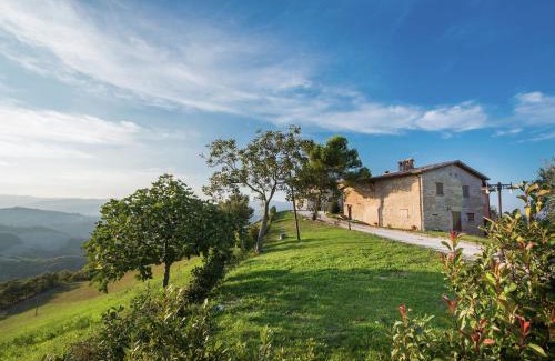 SantʼAngelo in Vado Casa | Mansion in Sant'Angelo with Valley Views