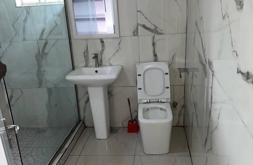 Etete Hotel | Mansion Signature Homes