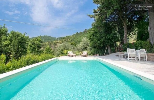 Messenano Villa | Mansión - Spoleto villa de piedra con piscina privada y jardín
