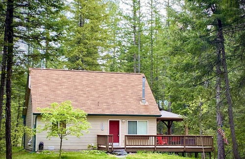 Kalispell Cabina | Many Lakes-Glacier Hideaway Cabin in the woods is the perfect Montana getaway!
