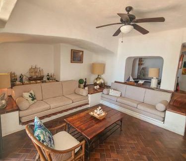 Las Hadas Apartamento | Manzanillo Apartment with Unbeatable Views 3 Bedrooms