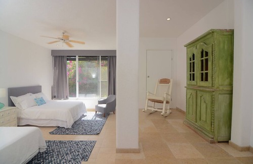 Manzanillo Villa | Private Community full staff 4 bedrooms ocean view