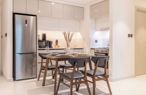 Dubai Marina Apartamento | Manzil - Stylish 1BR in Emaar Beachfront
