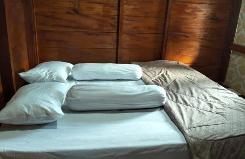 Sipura Island Casa | Mapaddegat Surf House