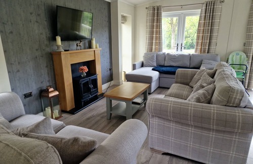 Llanfair Caereinion Cabina | Maple 2 Bedroom Luxury Lodge in Mid Wales