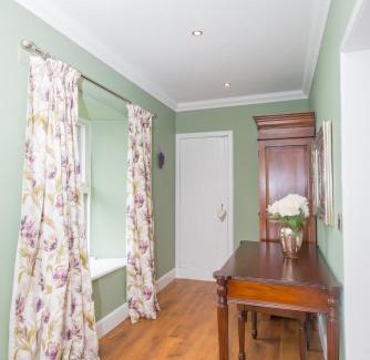 Cupar Casa | Maple Cottage with Hot Tub