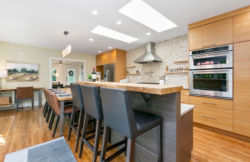 Martinez Park Casa | Maple Courtyard - Old Town w/ King Suite & Piano