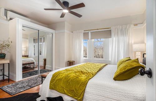 Upper Telegraph Casa | Maple Family Suite