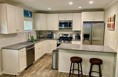 Lexington Casa | Maple Gardens - 3 Bedroom Lake Access Home