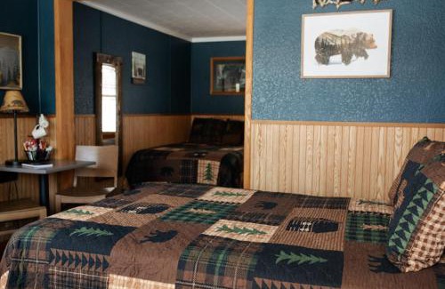 Finland Hotel | Maple Grove Lodging